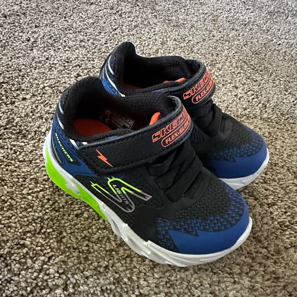 Skechers Kids Flex-Glow Bolt Black and Blue Shoes - Picture 2 of 8
